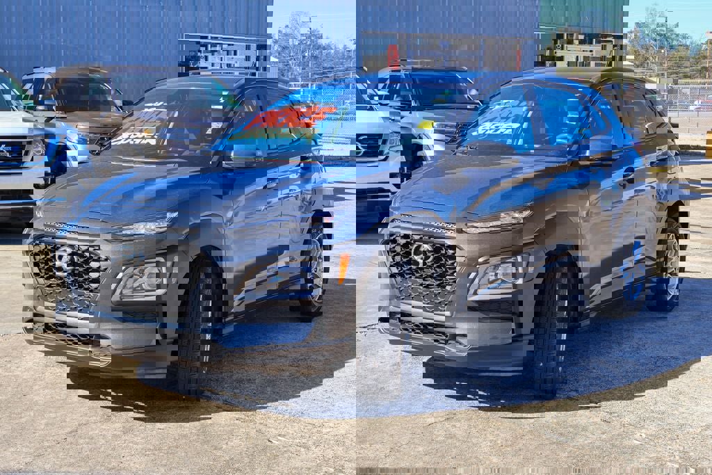 Used 2021 Hyundai Kona SE w/ Cargo Package image 23