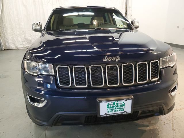 Used 2018 Jeep Grand Cherokee Limited w/ Trailer Tow Group IV image 9