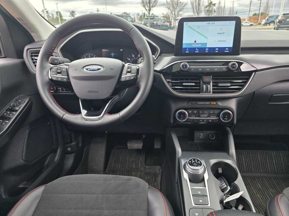 Used 2022 Ford Escape SEL w/ SEL Stealth AWD Package image 18