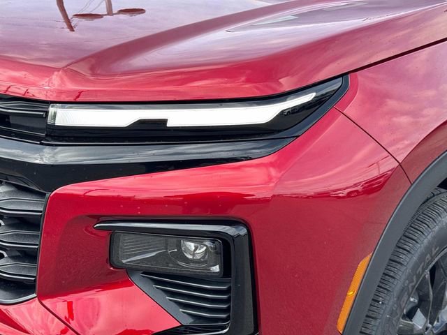New 2026 Chevrolet Traverse LT w/ Midnight/Sport Edition FWD image 10