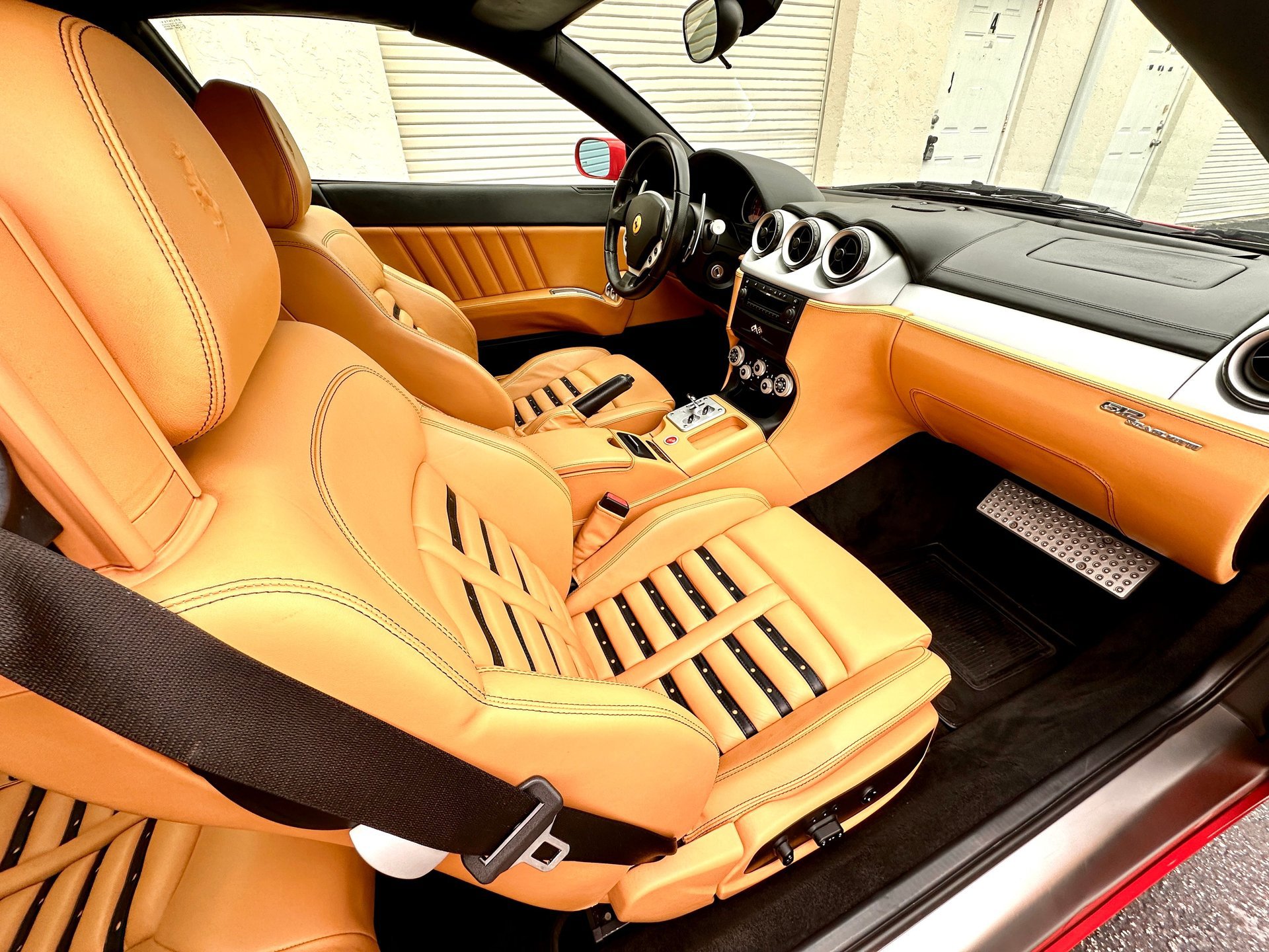 Used 2005 Ferrari 612 Scaglietti RWD image 32