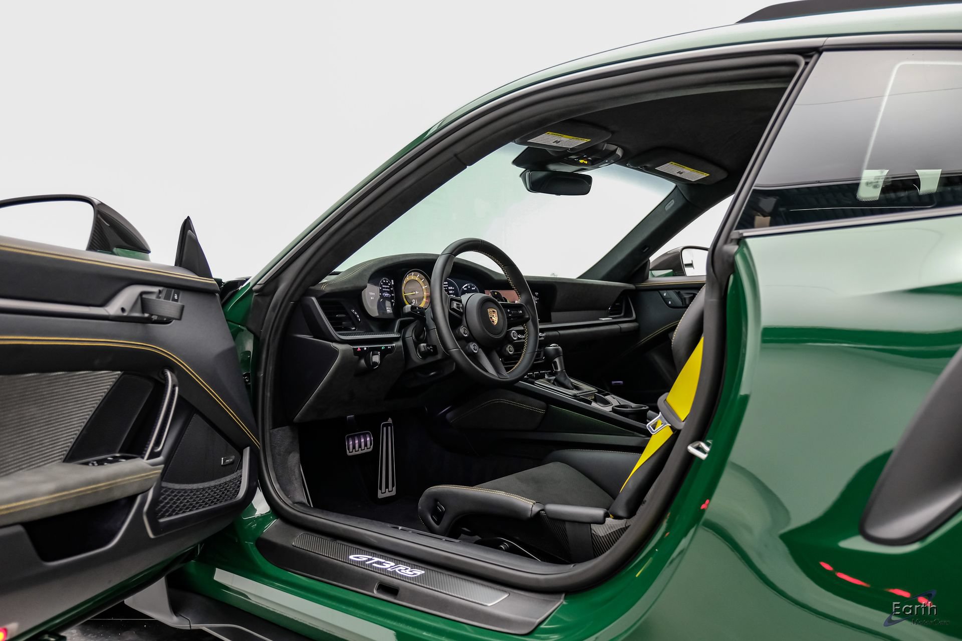 Used 2025 Porsche 911 GT3 RS RWD image 47