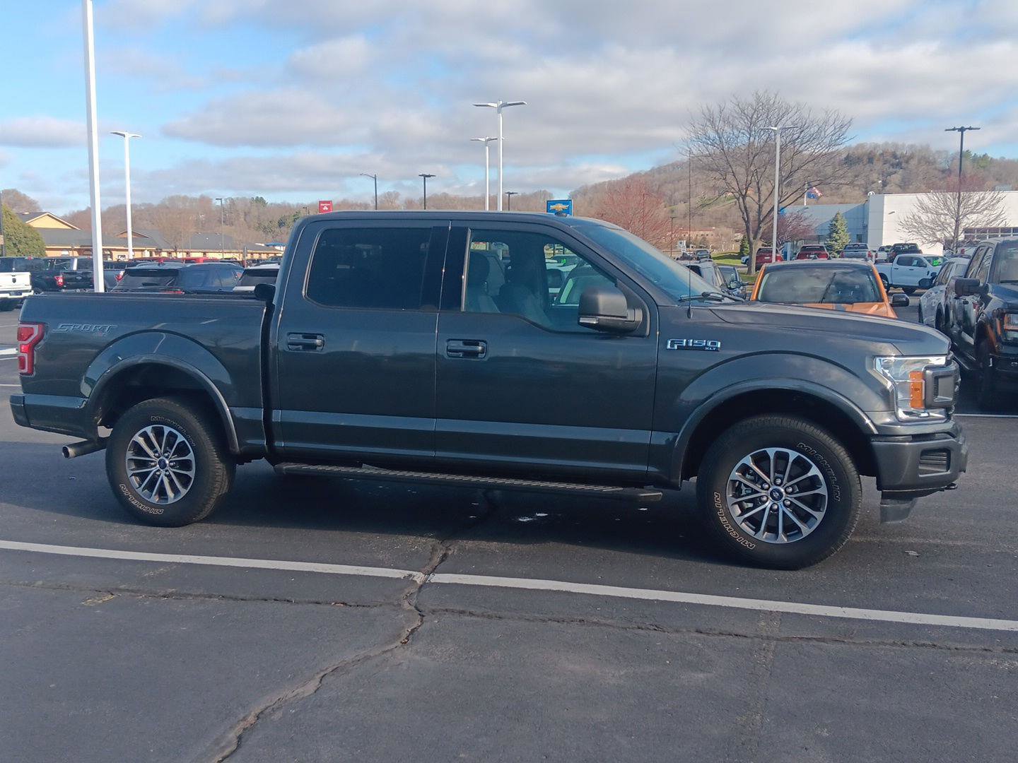 Used 2018 Ford F150 XLT w/ Equipment Group 302A Luxury image 2