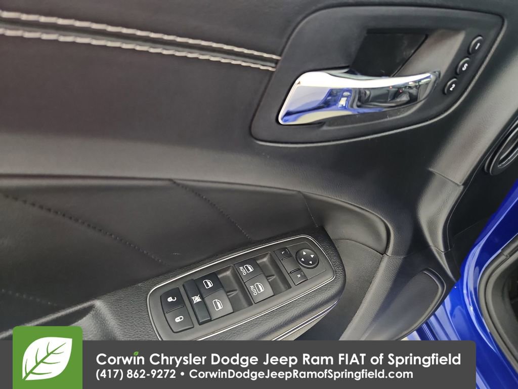 Used 2022 Dodge Charger SRT Hellcat w/ Carbon/Suede Interior Package RWD image 20