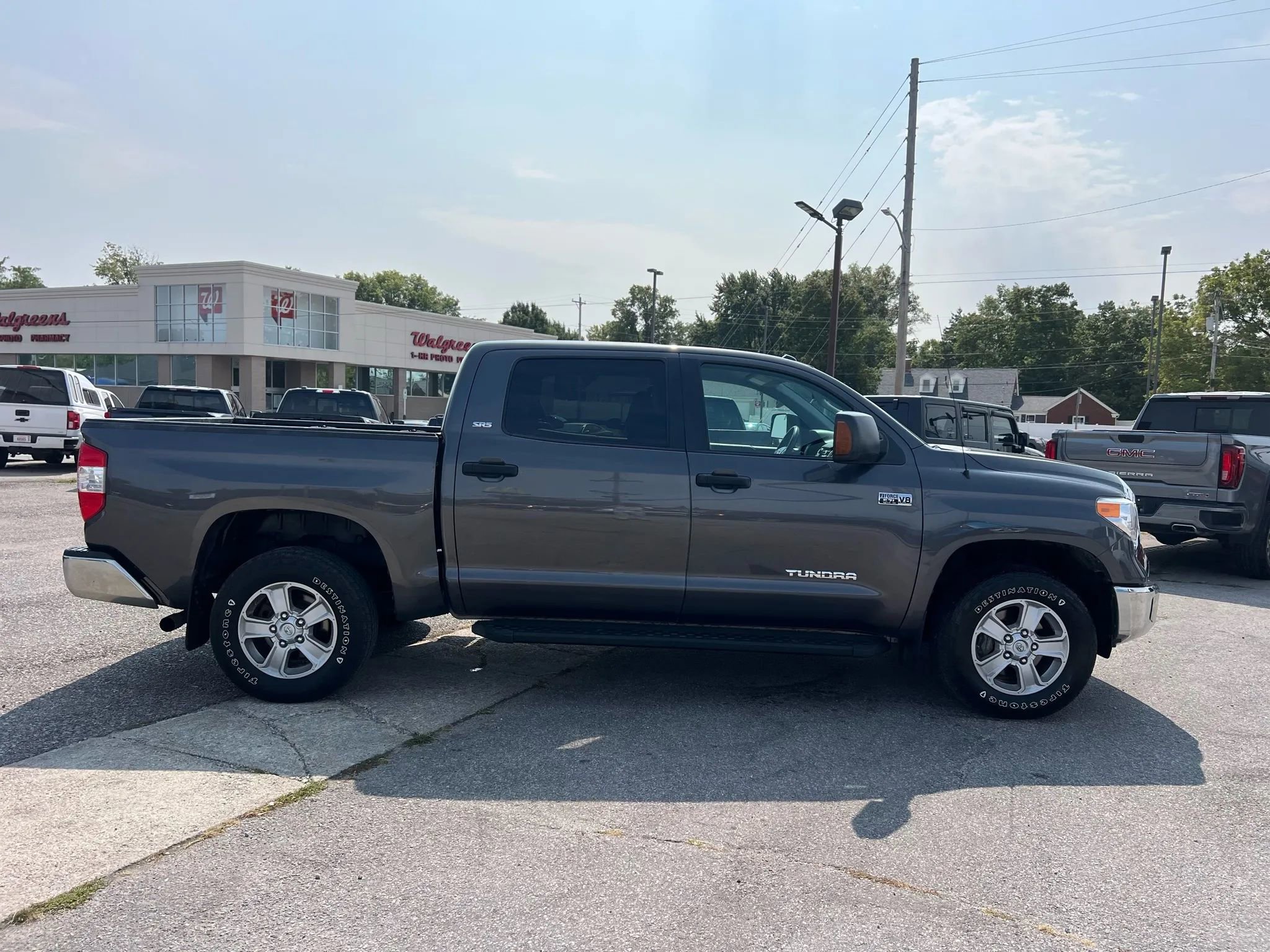 Used 2016 Toyota Tundra SR5 image 11