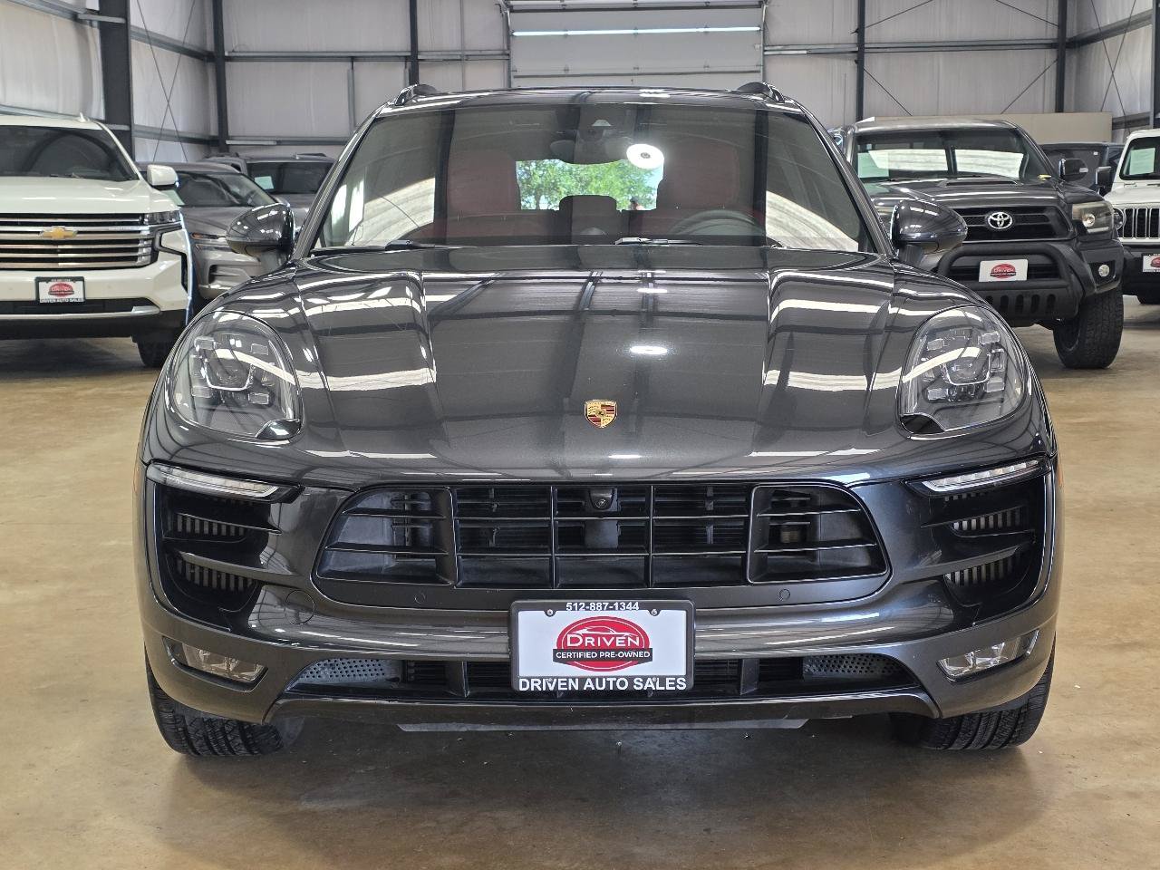 Used 2017 Porsche Macan GTS AWD/4WD image 2