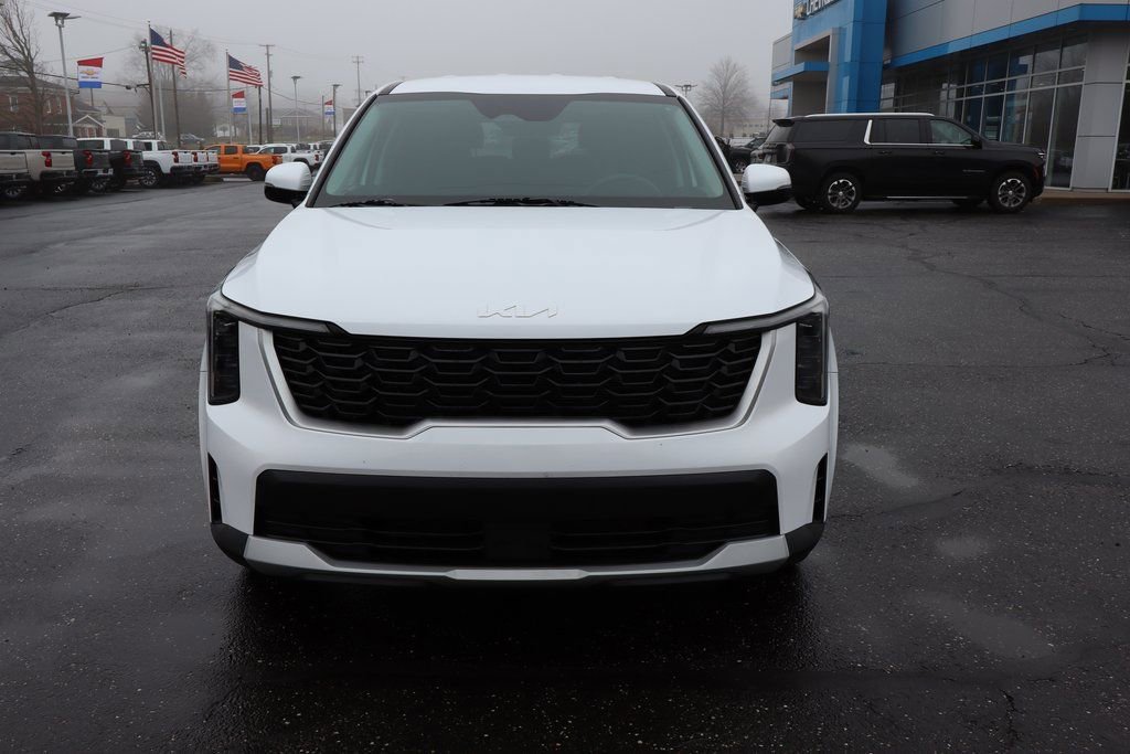 Used 2024 Kia Sorento LX image 32