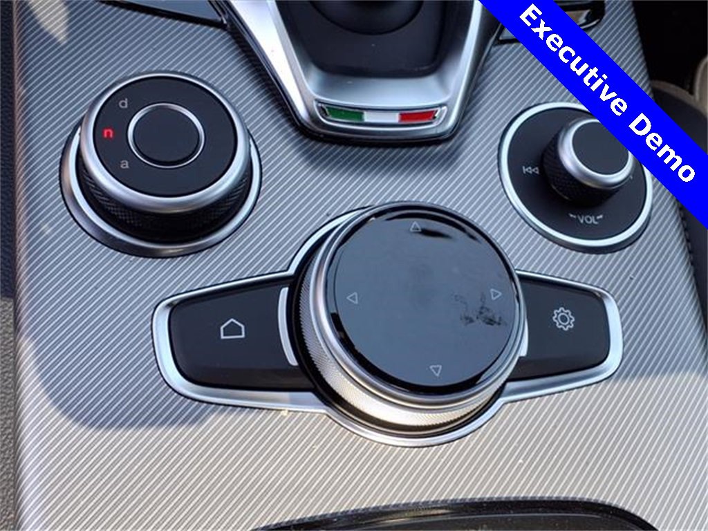 New 2025 Alfa Romeo Stelvio Sprint w/ Veloce Package image 23