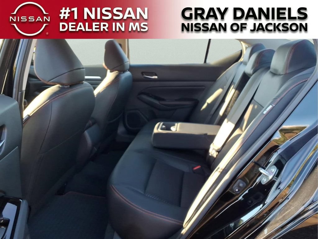 Certified 2025 Nissan Altima 2.5 SR FWD image 26