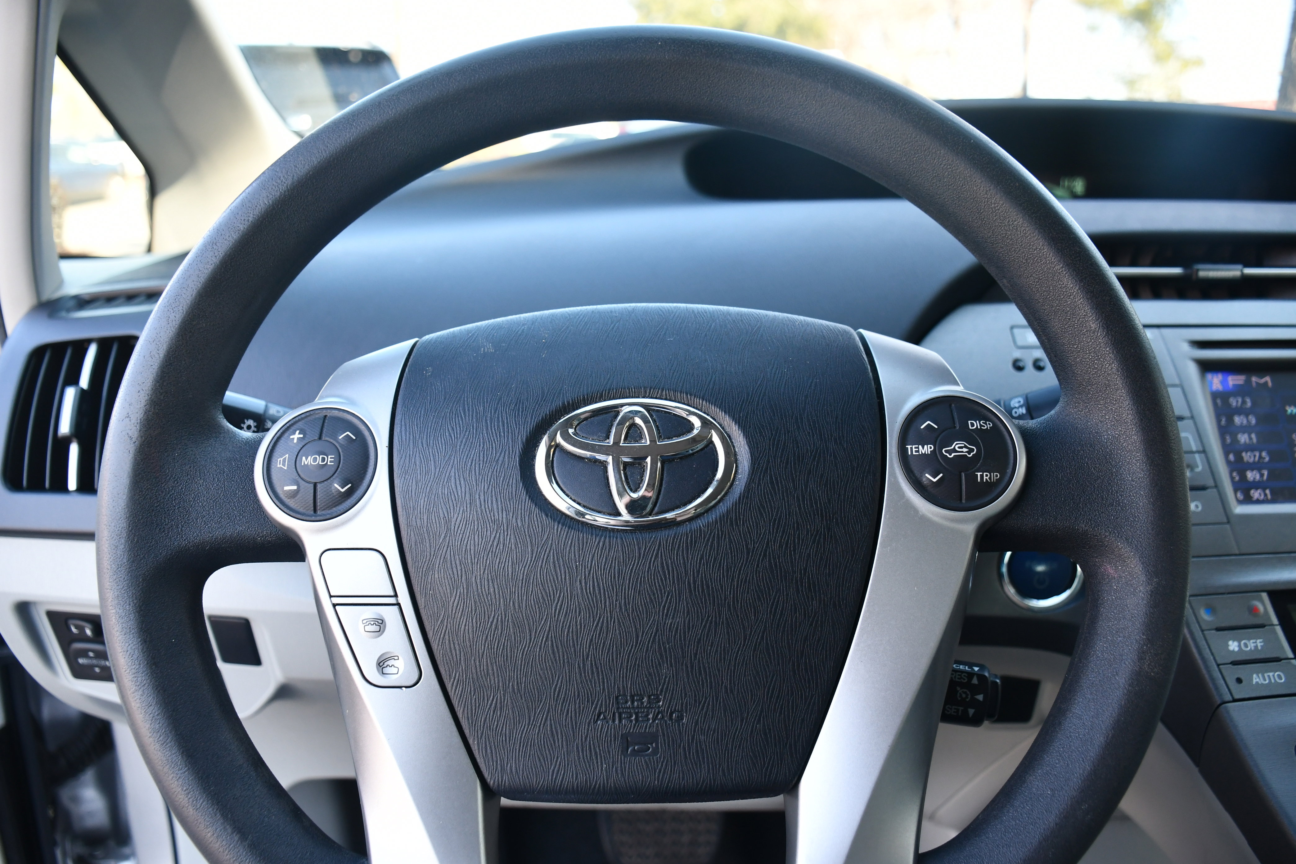 Used 2013 Toyota Prius Five image 12
