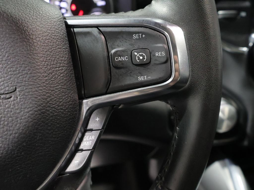 Used 2024 RAM 1500 Laramie AWD/4WD image 40