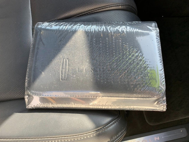 Certified 2024 Lincoln Navigator Reserve w/ Monochromatic Package image 14