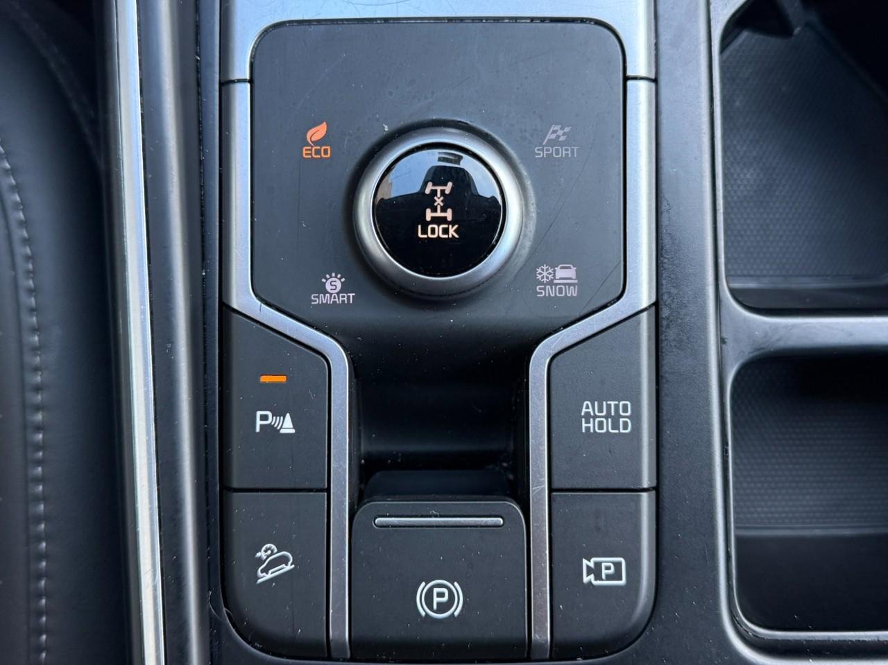 Used 2024 Kia Sorento EX image 43