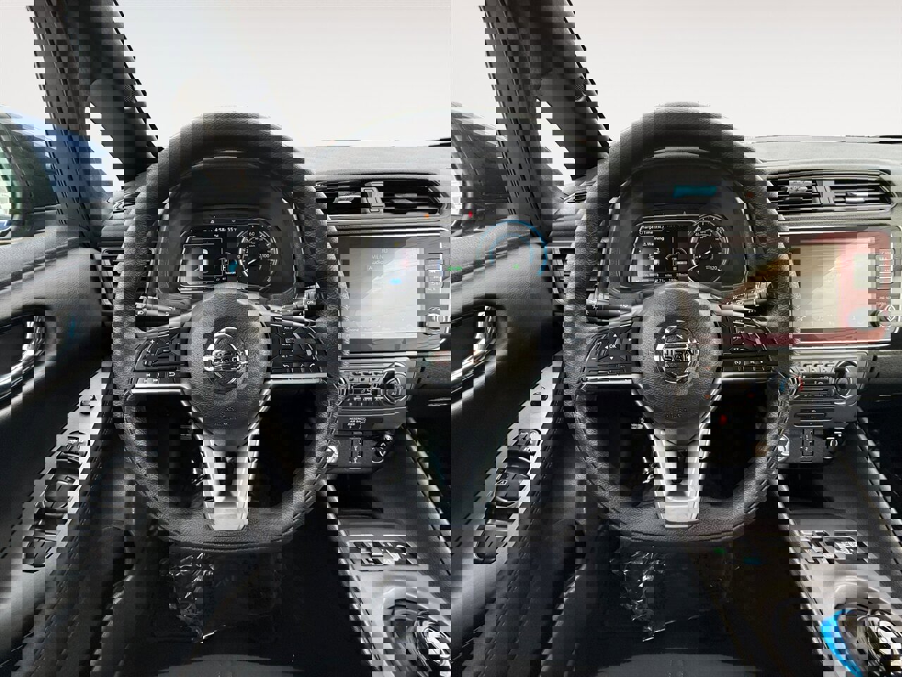 Used 2022 Nissan Leaf S image 13