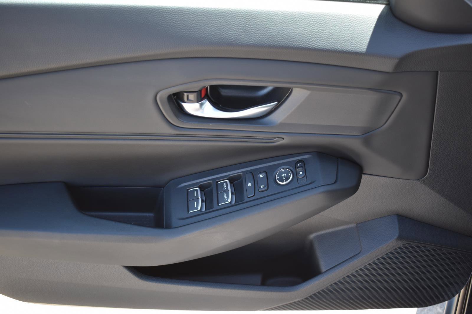 Used 2024 Honda Accord EX image 21