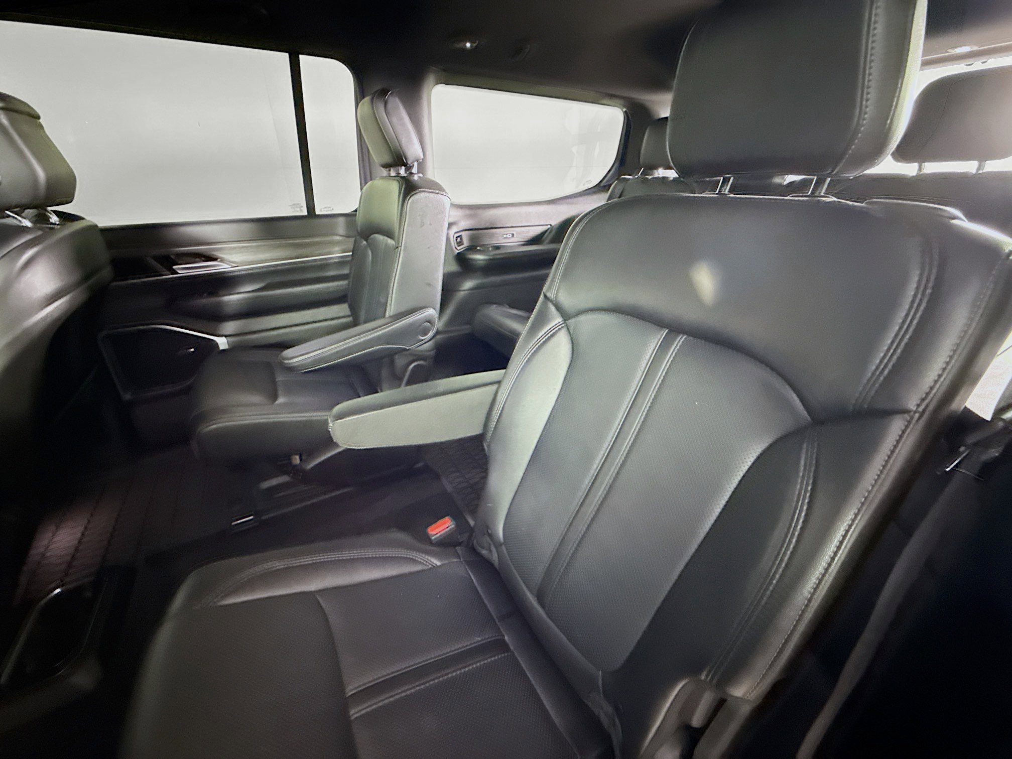 Used 2024 Jeep Wagoneer Series II image 29