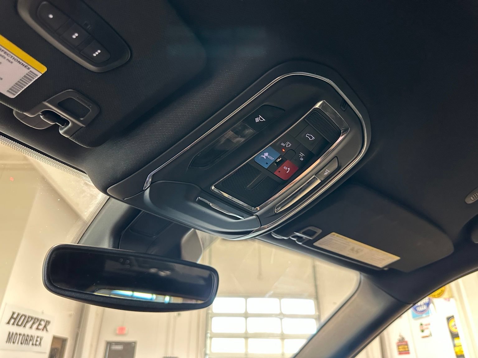 Used 2024 Jeep Grand Cherokee Limited RWD image 37