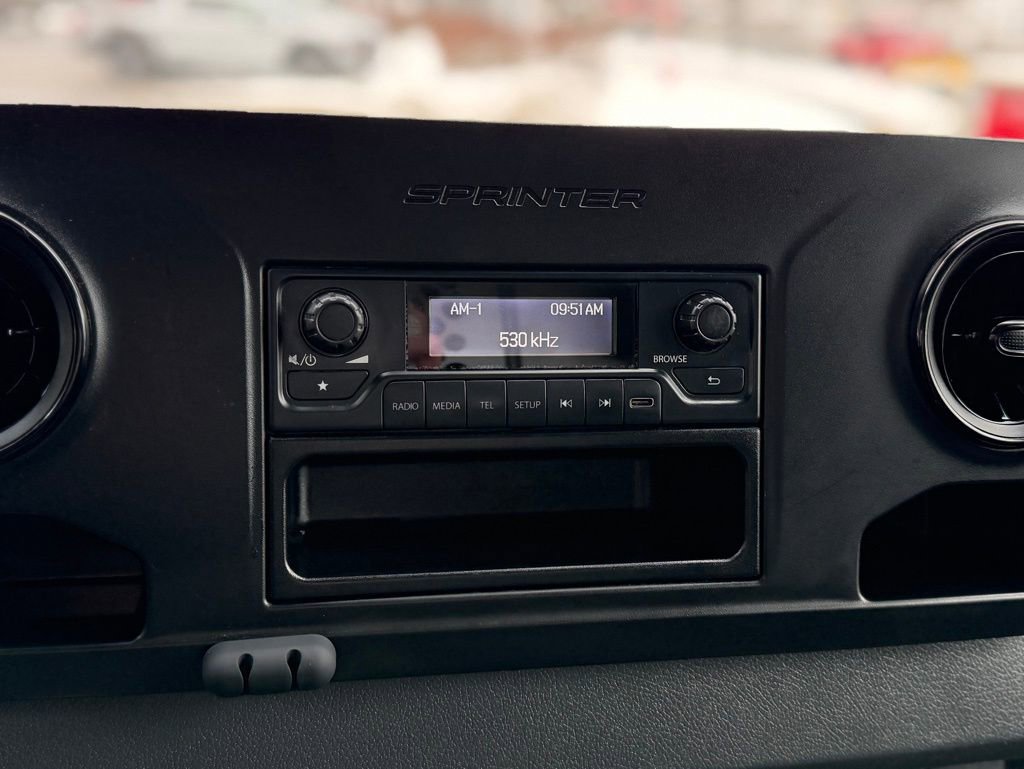 Used 2021 Mercedes-Benz Sprinter 2500 image 13