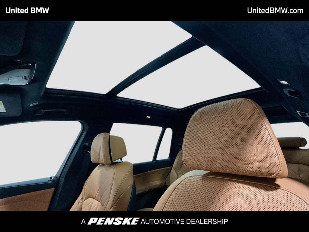 New 2027 BMW X7 xDrive40i w/ M Sport Package AWD/4WD image 12
