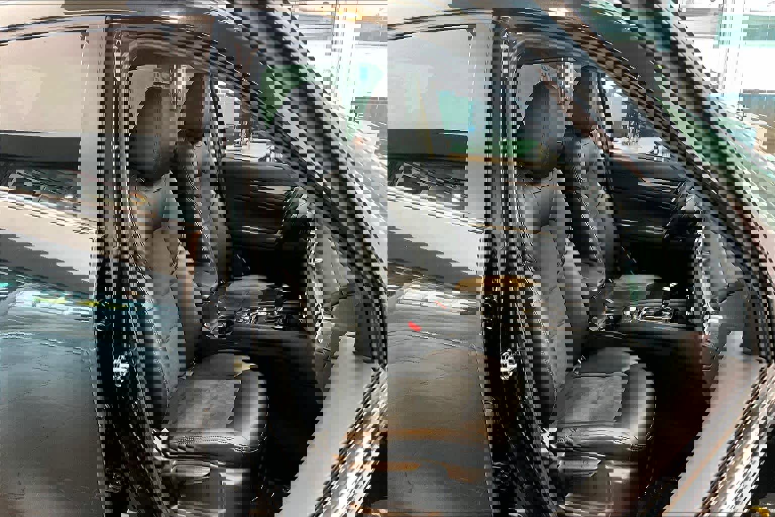 Used 2020 MAZDA CX-5 Touring image 10