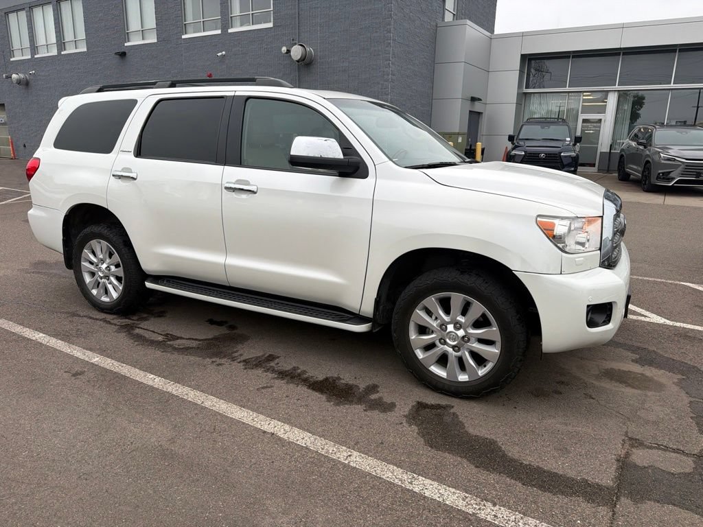 Used 2017 Toyota Sequoia Platinum AWD/4WD image 11