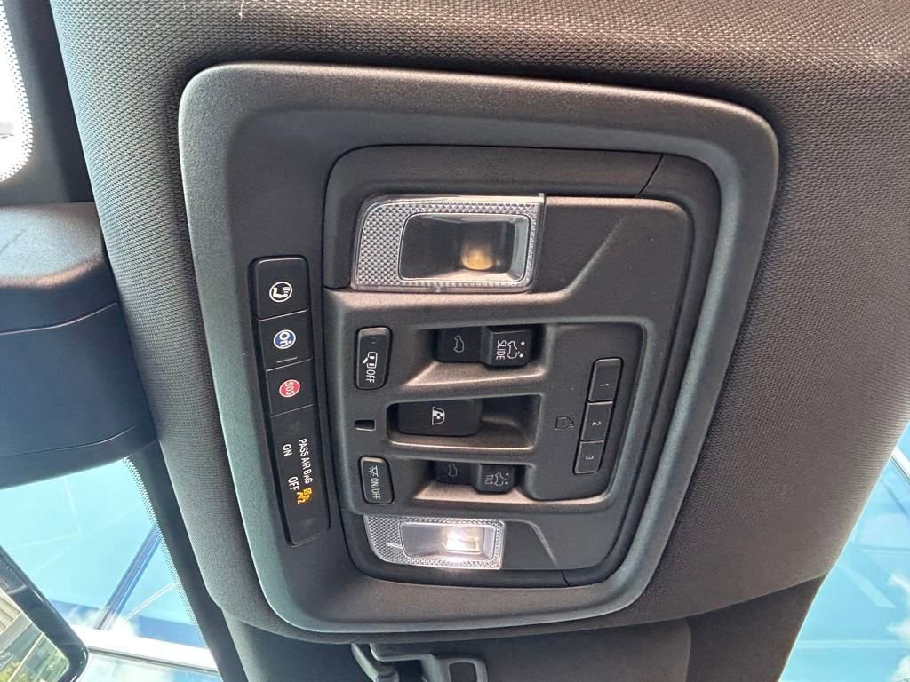 Used 2020 GMC Sierra 2500 AT4 w/ AT4 Premium Package image 23