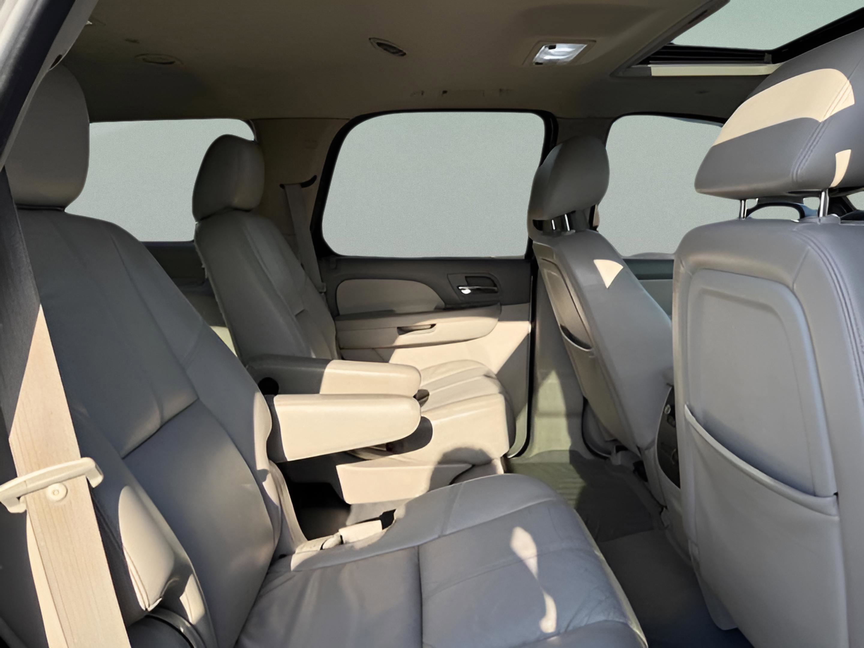 Used 2011 Chevrolet Tahoe LT w/ Luxury Package image 10