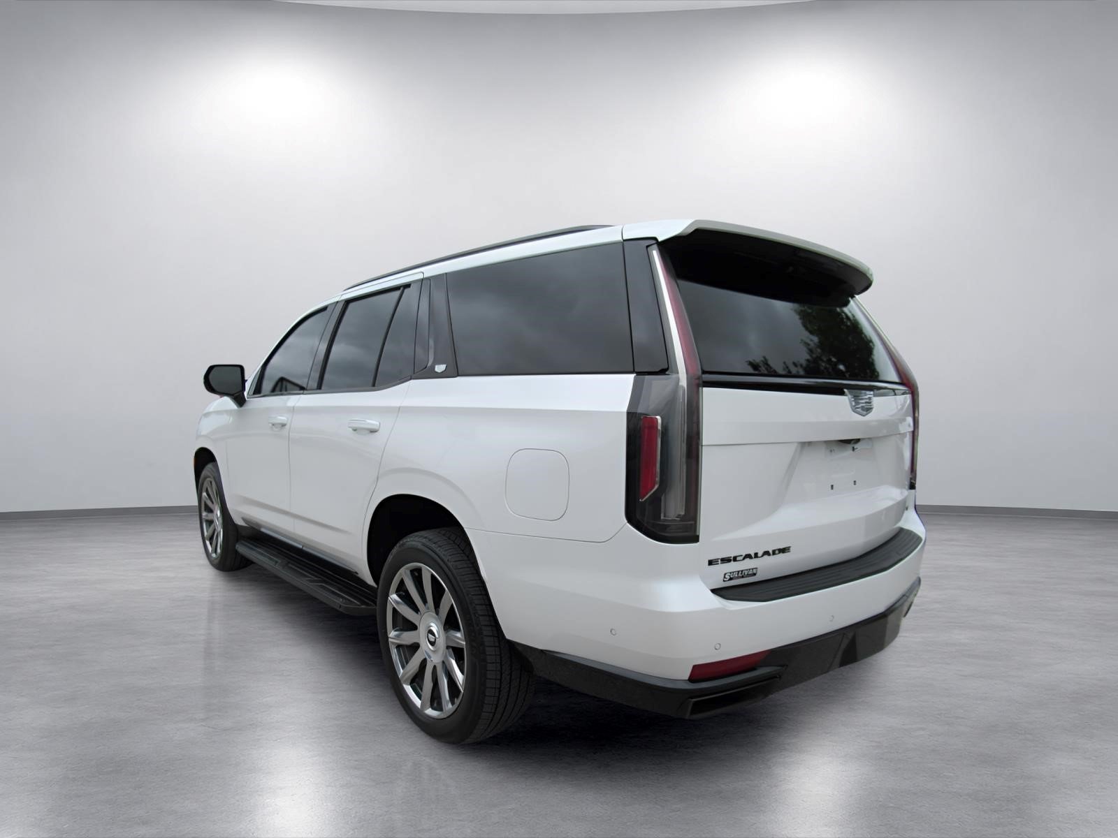 Used 2021 Cadillac Escalade Sport w/ LPO, ONYX Package AWD/4WD image 5