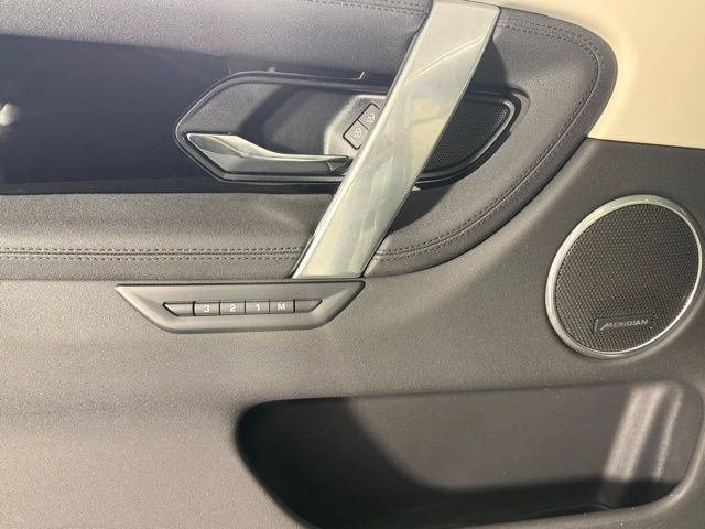 New 2025 Land Rover Discovery Sport S image 13