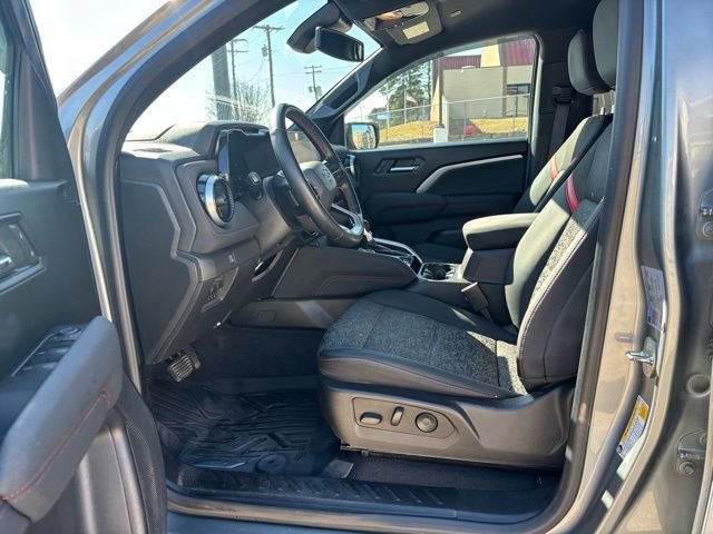 Used 2023 Chevrolet Colorado Z71 w/ Z71 Convenience Package 2 image 2