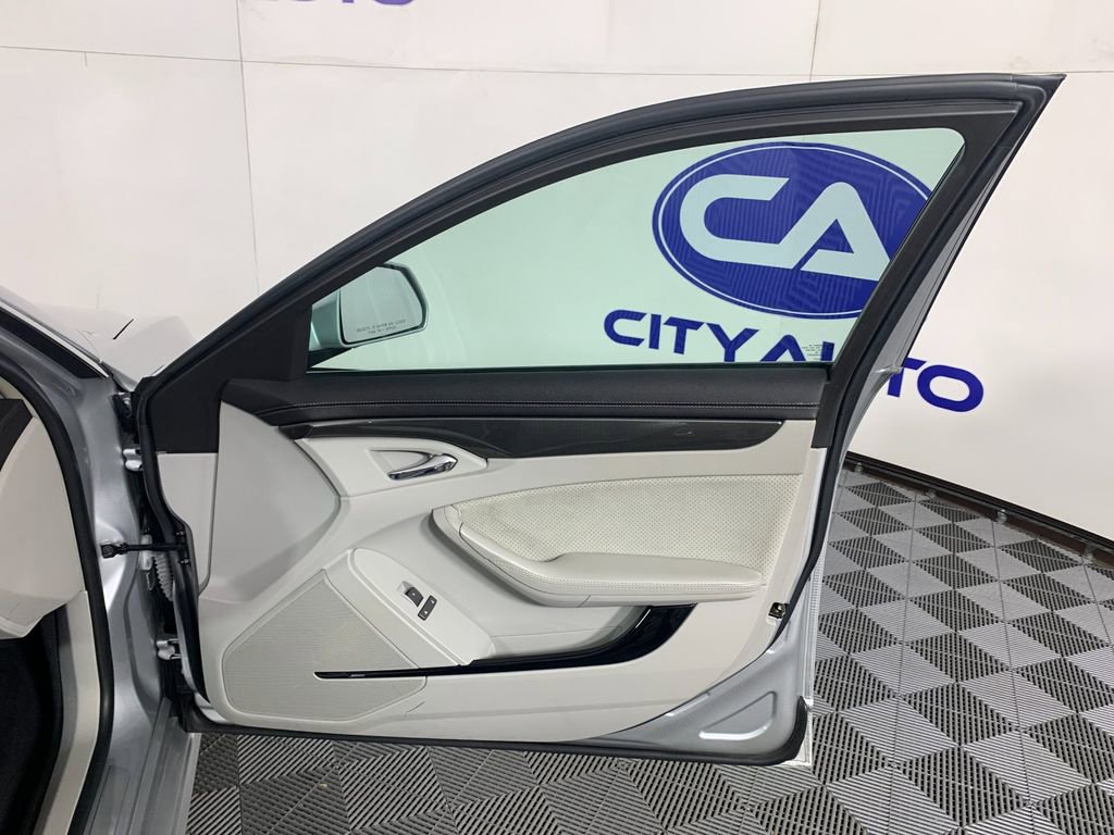 Used 2012 Cadillac CTS V RWD image 39