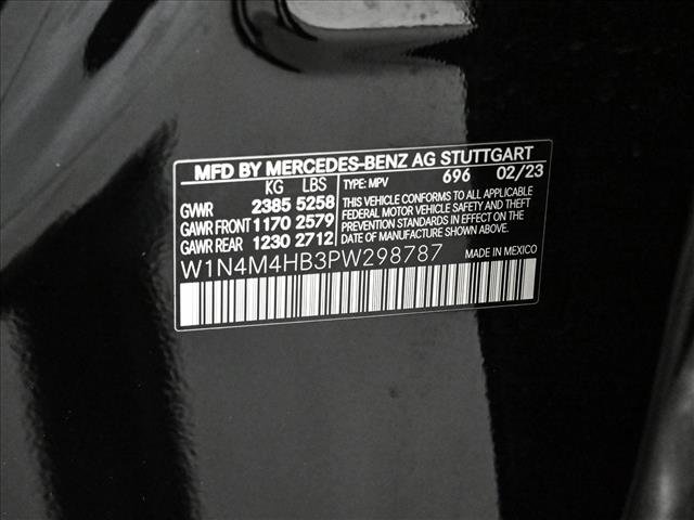 Used 2023 Mercedes-Benz GLB 250 4MATIC image 27