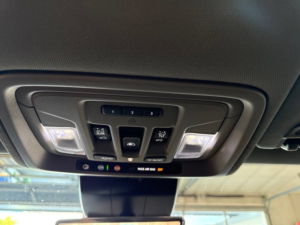 Used 2024 GMC Sierra 3500 Denali w/ Denali Reserve Package AWD/4WD image 40