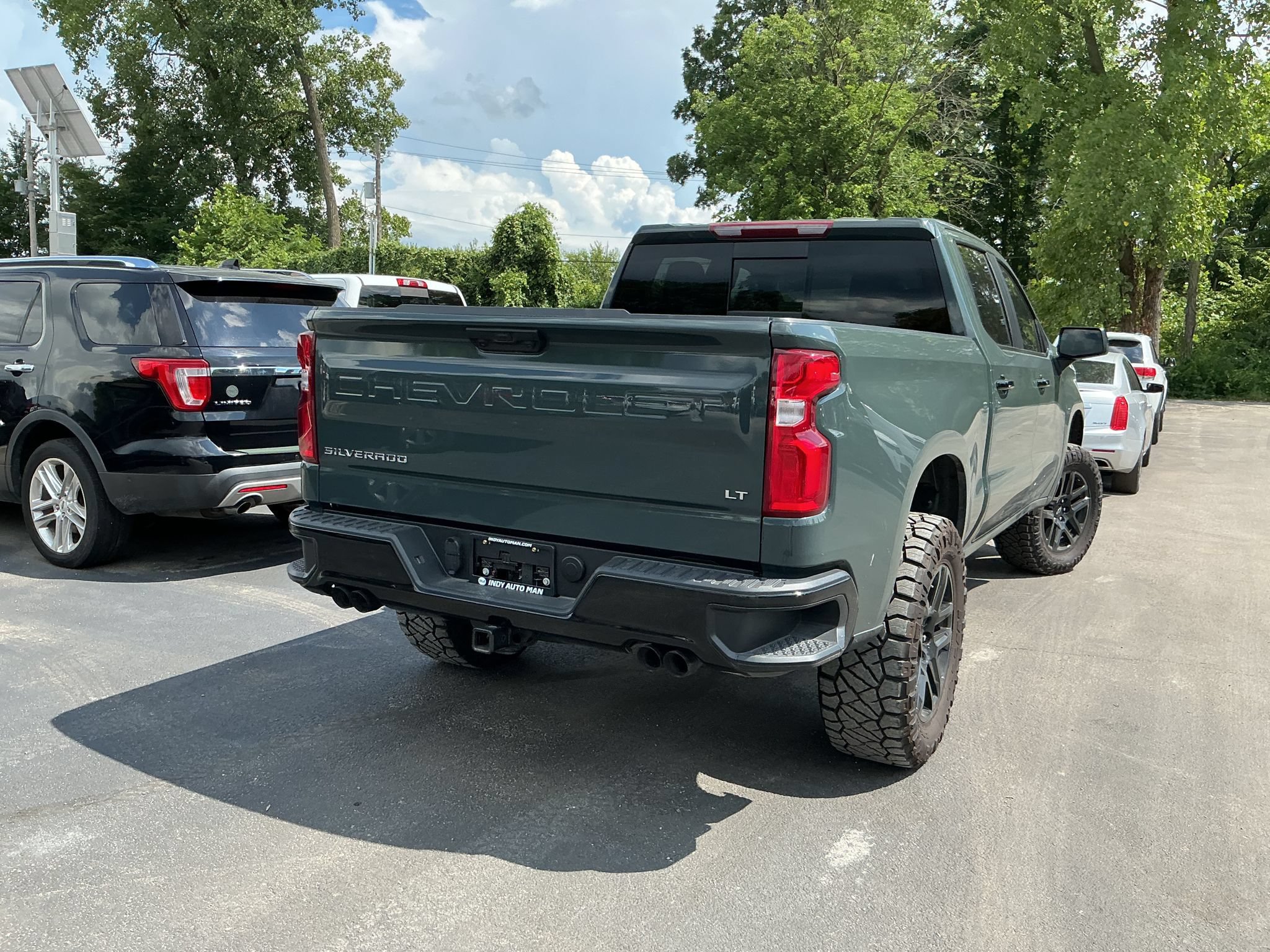 Used 2026 Chevrolet Silverado 1500 LT Trail Boss w/ Convenience Package II AWD/4WD image 3
