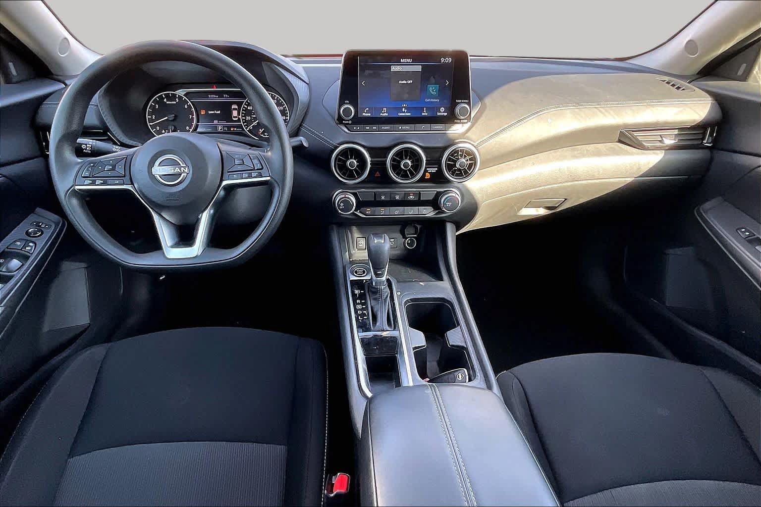 Used 2024 Nissan Sentra SV FWD image 15