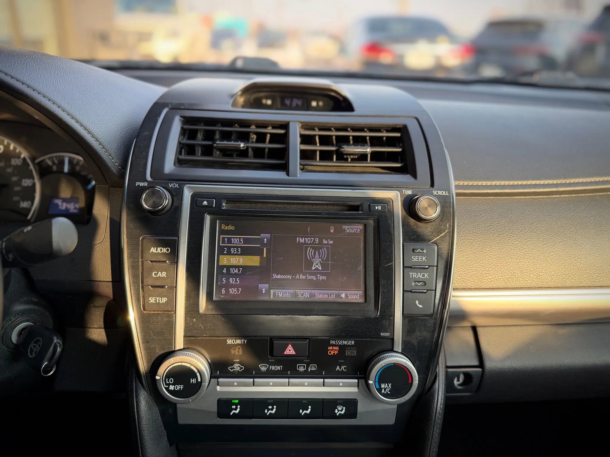 Used 2013 Toyota Camry SE image 14