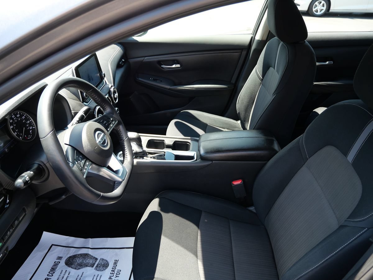 Used 2020 Nissan Sentra SV FWD image 10
