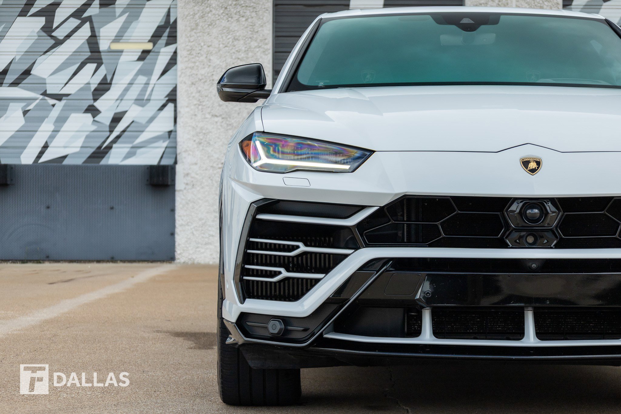 Used 2019 Lamborghini Urus AWD/4WD image 4