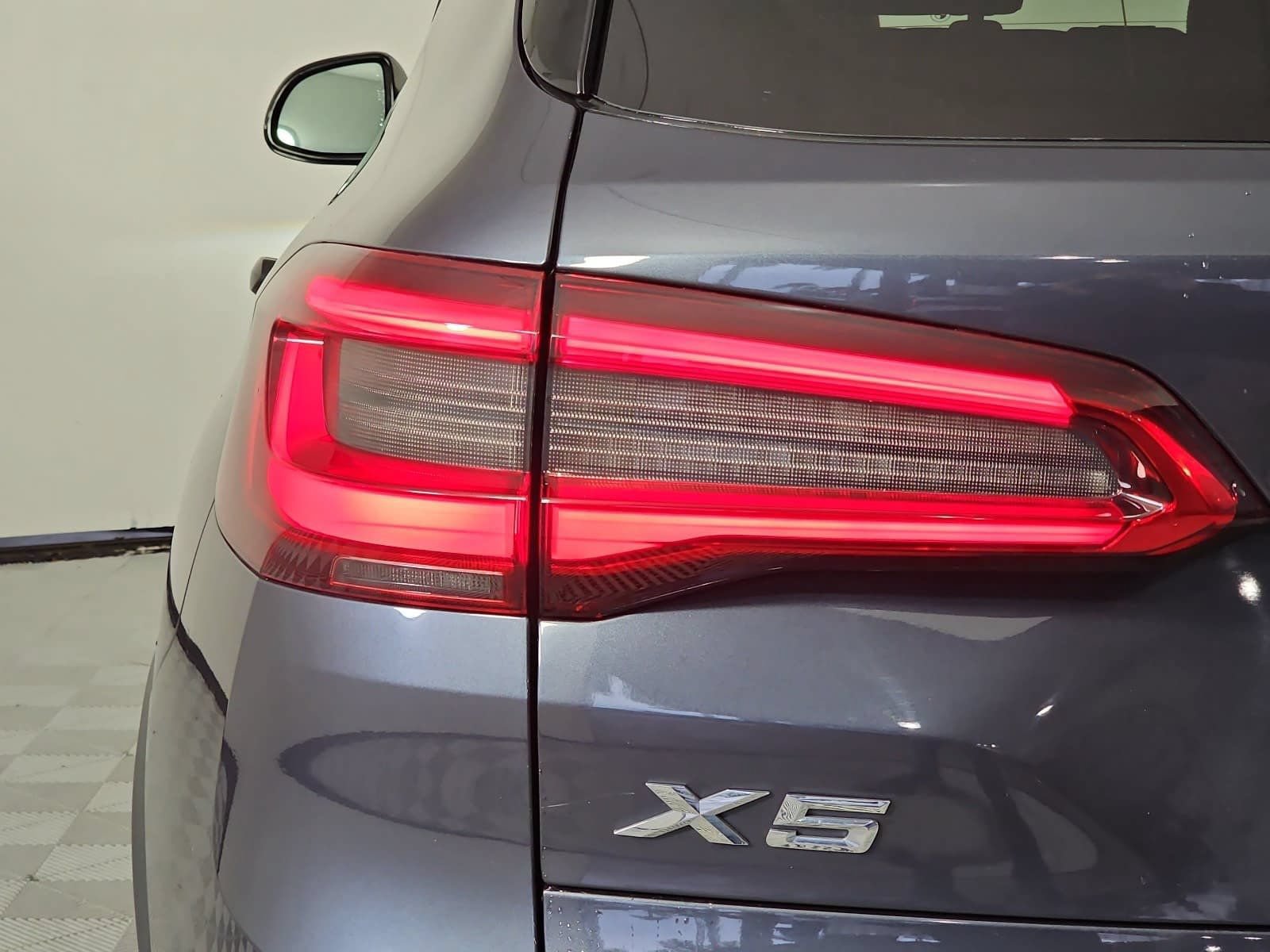 Used 2019 BMW X5 xDrive40i w/ Convenience Package AWD/4WD image 31