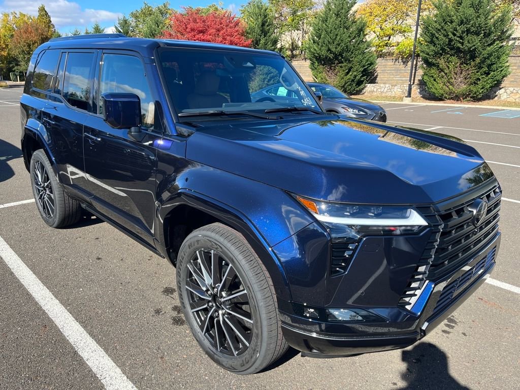 New 2025 Lexus GX 550 image 4