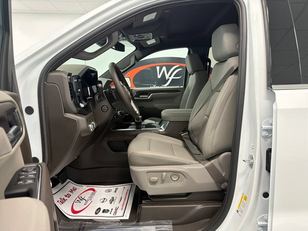 New 2026 GMC Sierra 1500 SLT w/ SLT Premium Plus Package AWD/4WD image 14