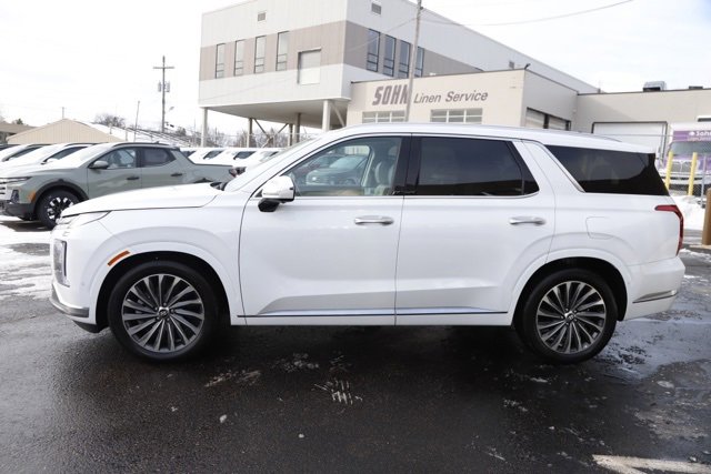 Certified 2025 Hyundai Palisade Calligraphy image 8