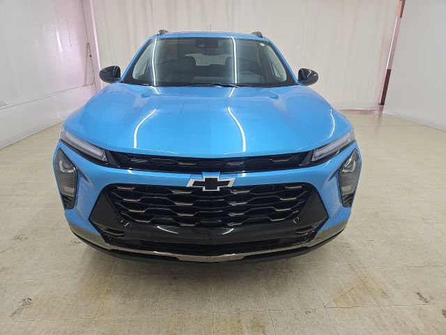 Used 2025 Chevrolet Trax ACTIV w/ Sunroof Package image 11