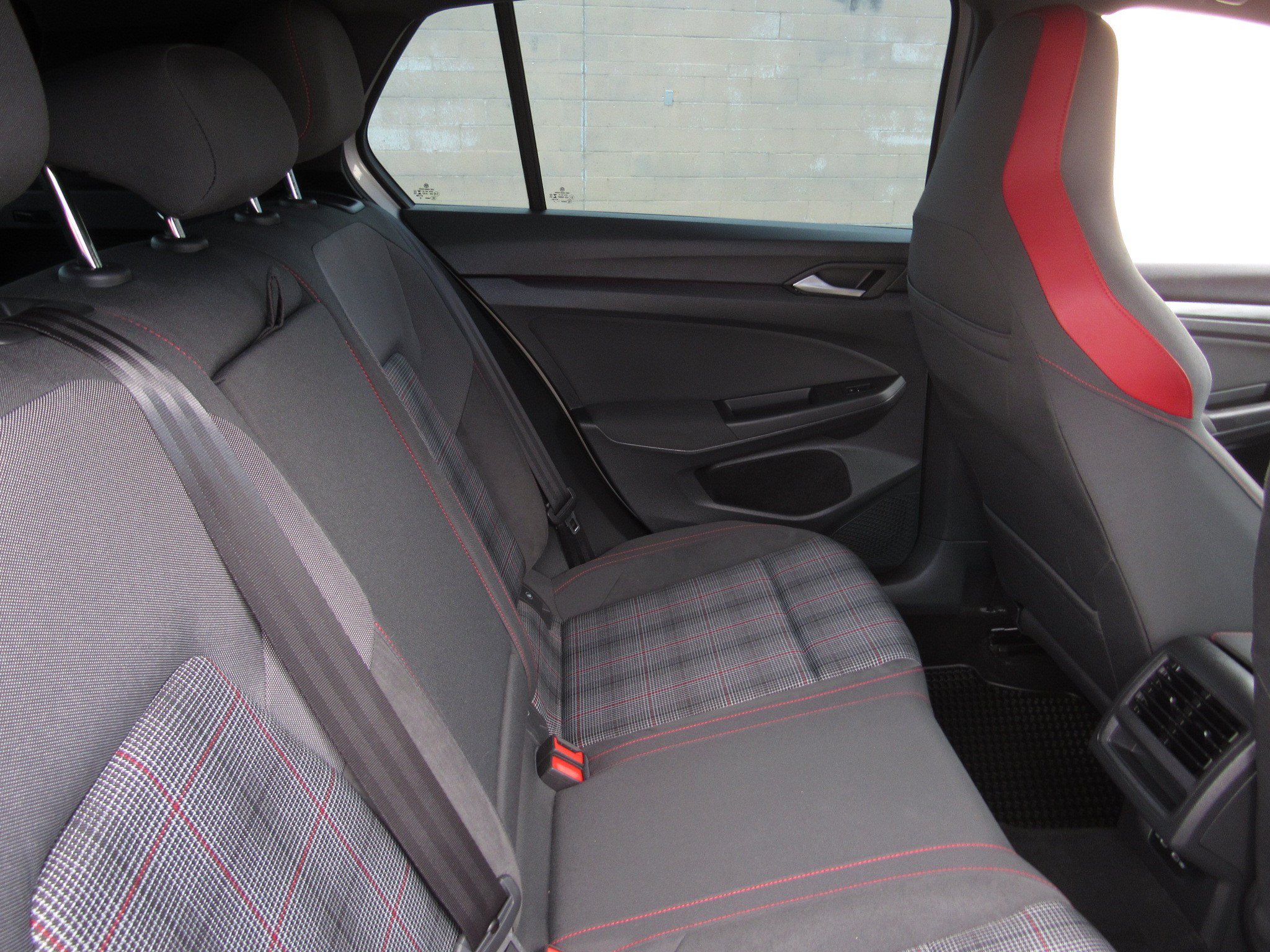 Used 2022 Volkswagen GTI S FWD image 11