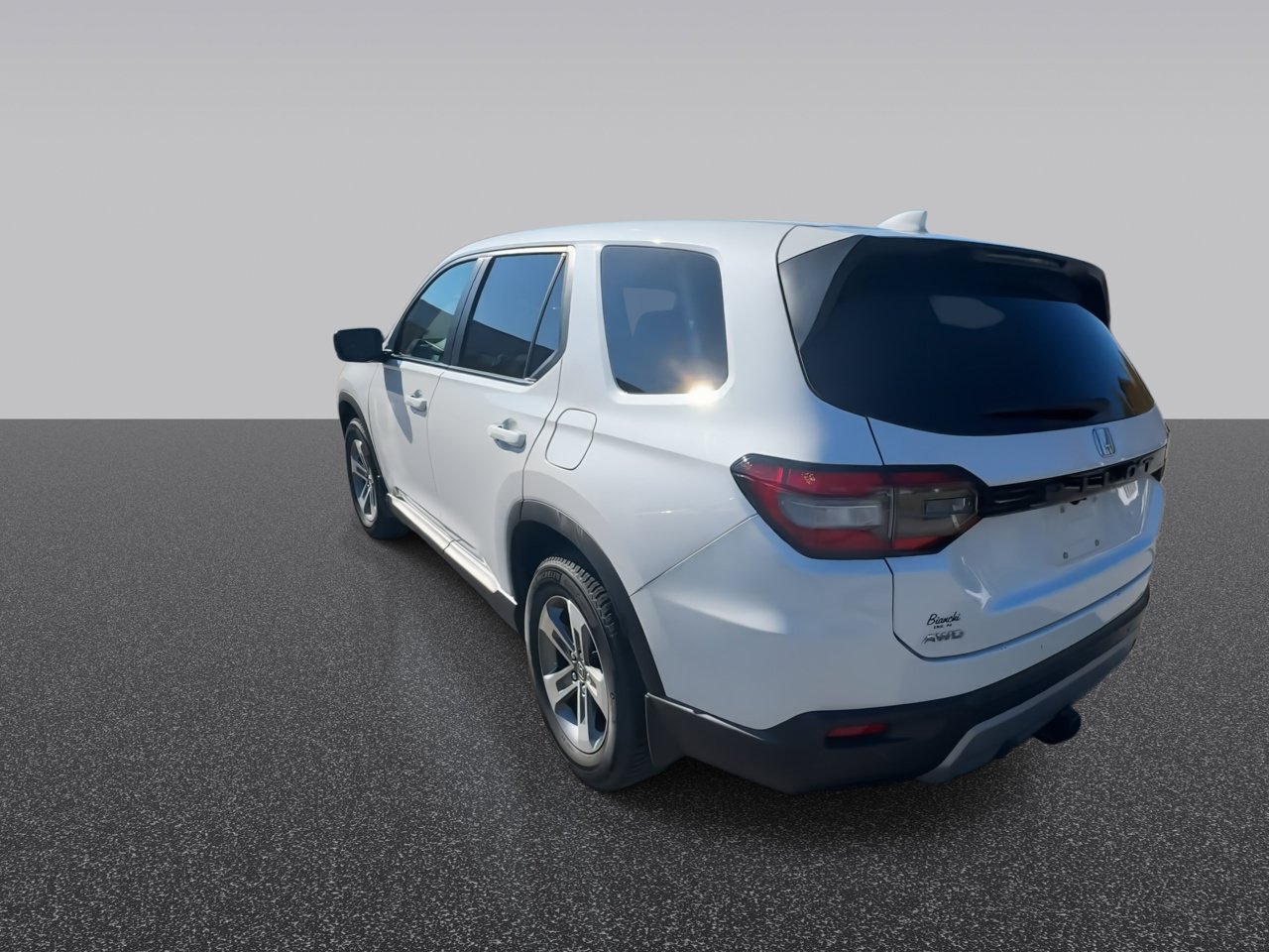 Used 2023 Honda Pilot EX-L image 7