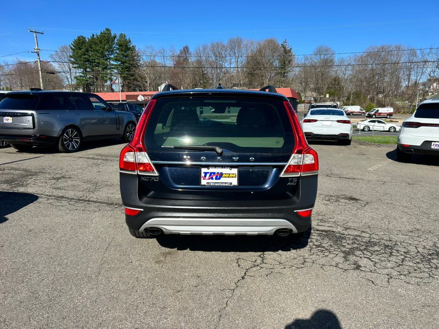 Used 2016 Volvo XC70 T5 Premier w/ Proximity Package image 5