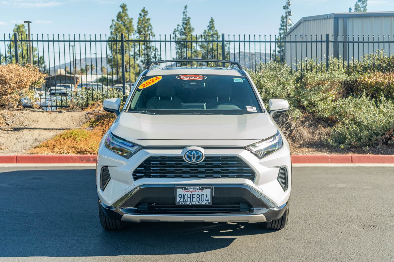 Certified 2024 Toyota RAV4 SE w/ Convenience Package AWD/4WD image 2