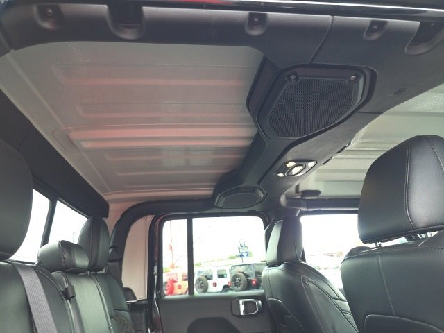 Used 2023 Jeep Gladiator Overland image 46