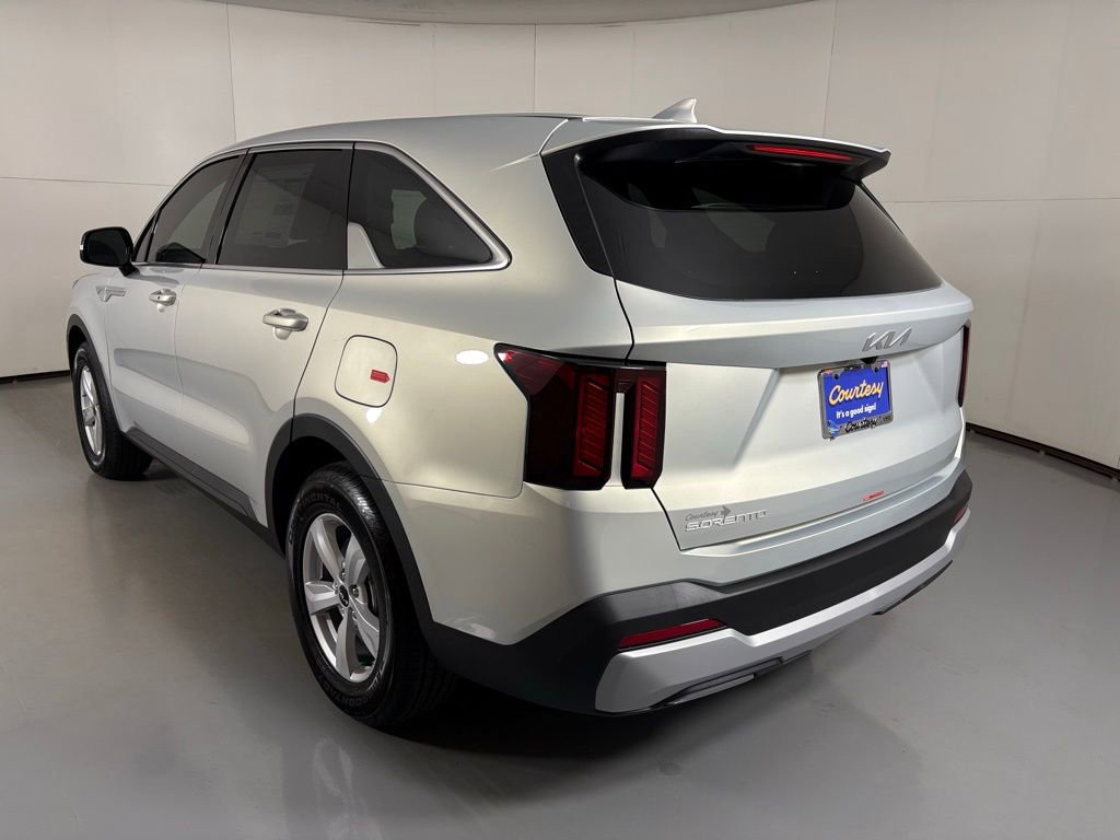 New 2026 Kia Sorento LX image 6