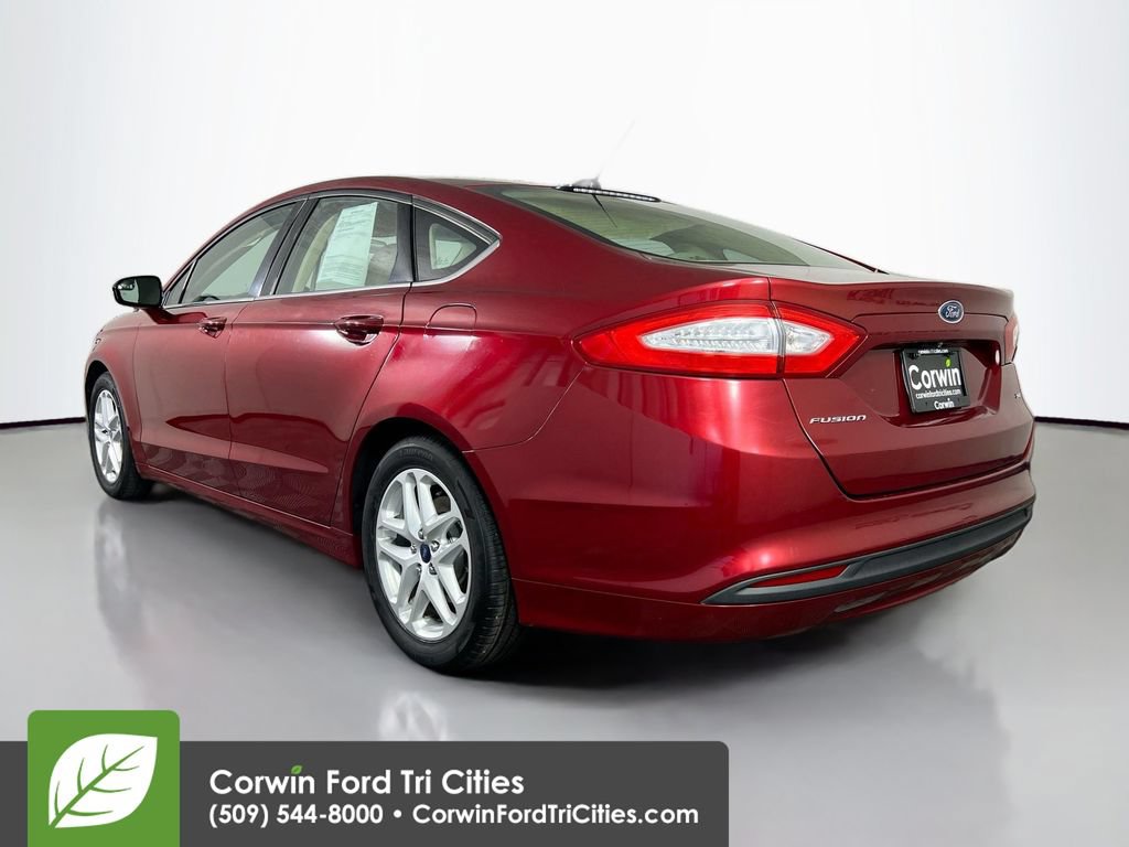 Used 2014 Ford Fusion SE FWD image 11